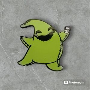 BOGO!! BUNDLE For Discount!!!     Oogie Pin!